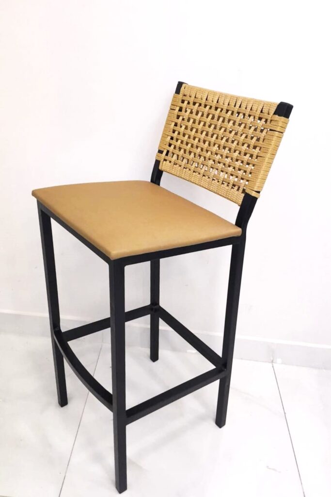 Banqueta Madri Avulsa Base Preto.Corda Bege.Couvin Galaxy Sepia Paonanda